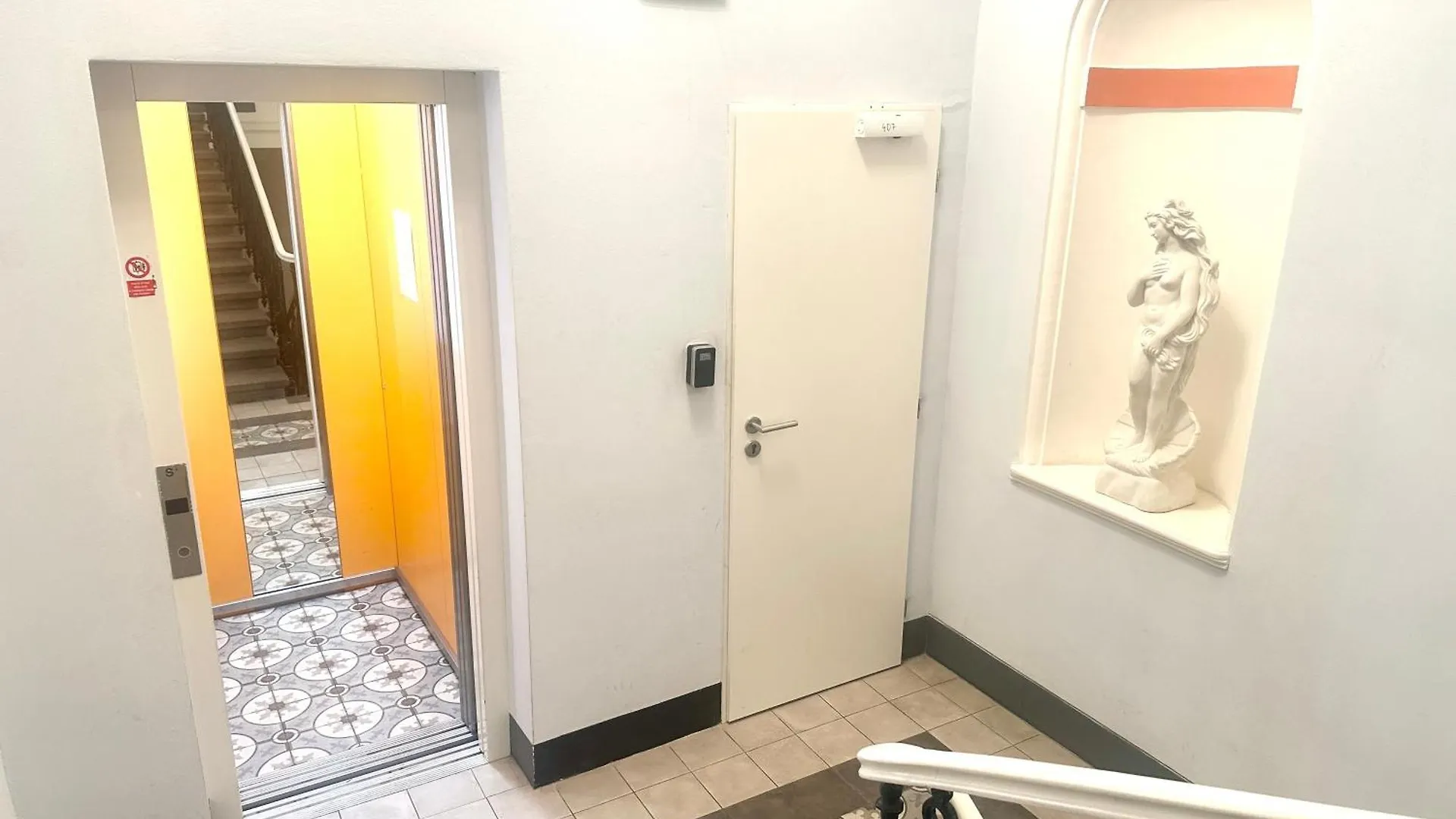 Modern 2 Bed-Room Apartment In Prague 1 With Stunning National Museum View Τσεχία